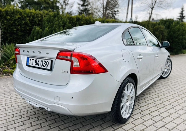 Volvo S60 cena 38900 przebieg: 209000, rok produkcji 2011 z Karlino małe 781